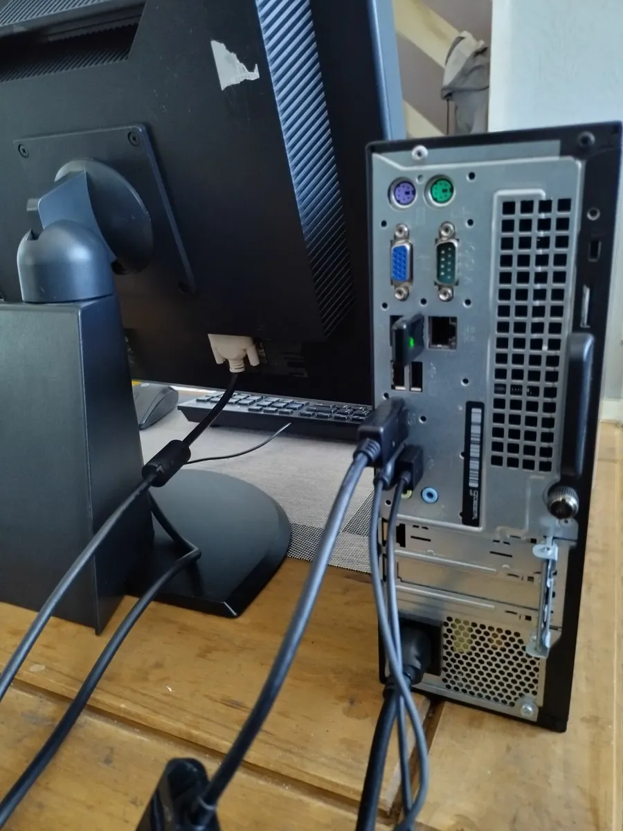 HP ProDesk 400 G2.5 SFF PC System - Image 2