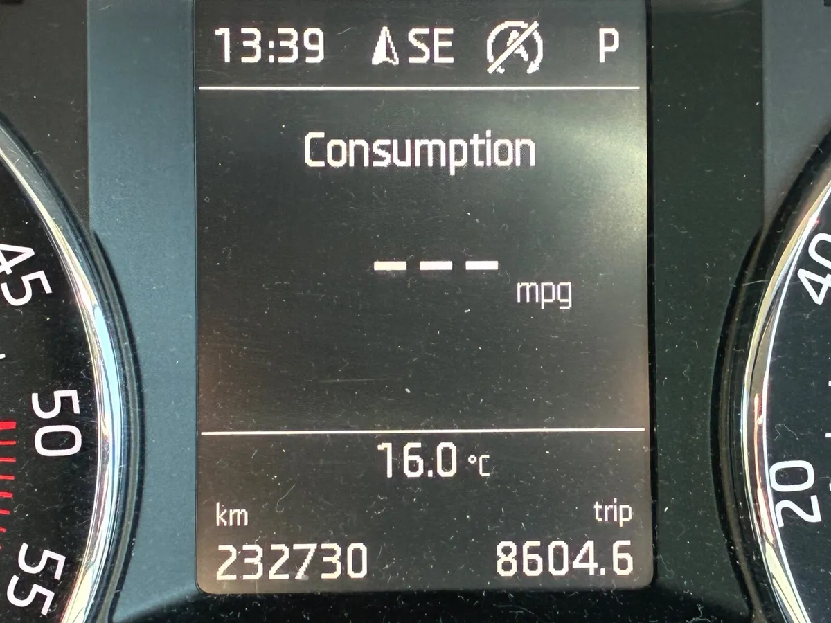 Skoda Octavia 2017 Automatic - Image 2