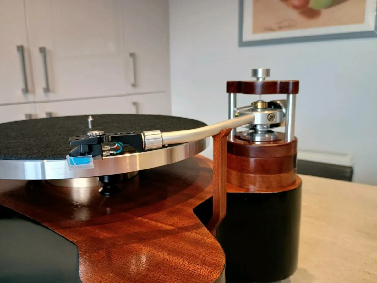 Turntable - Image 4