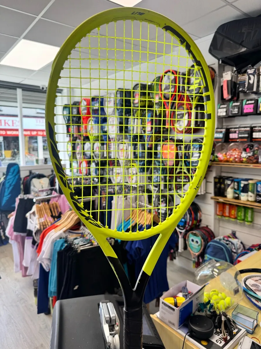 Head Extreme Lite Tennis Racket - Image 1