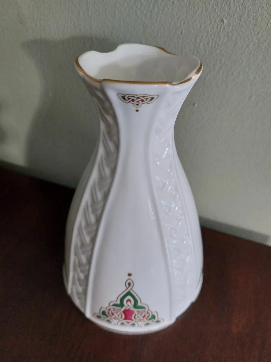 Royal Tara Celtic Spirit vase