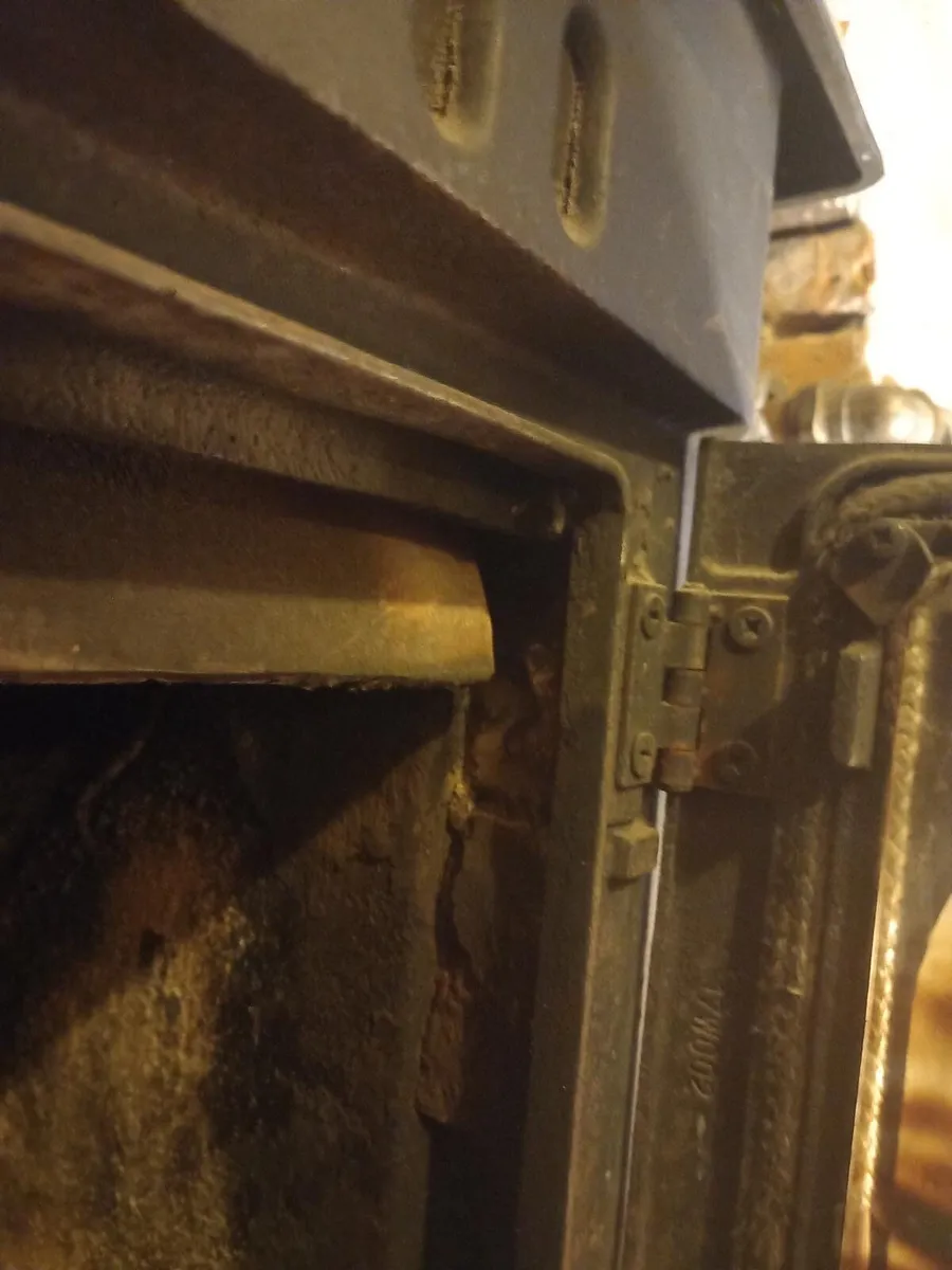 Mulberry stove with Back boiler - Image 3