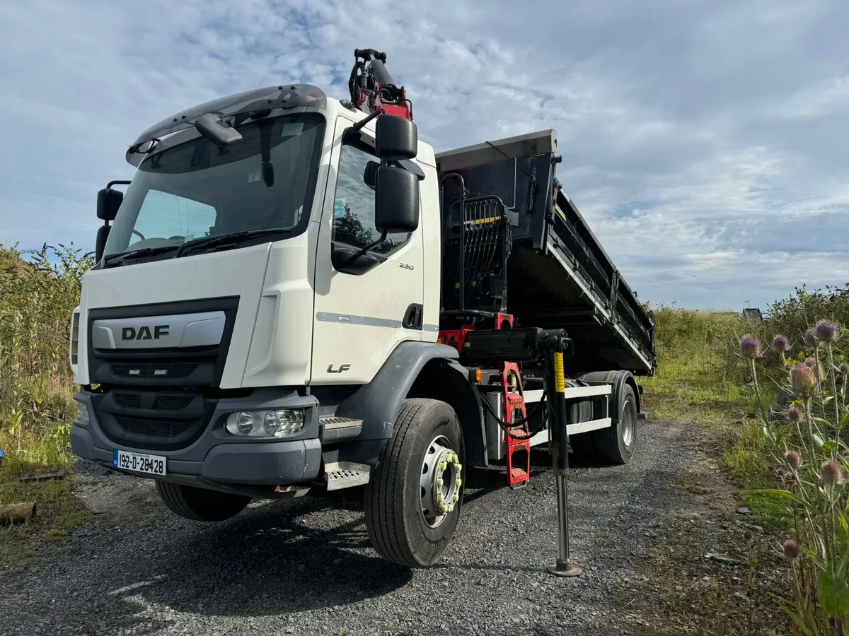 DAF LF Tipper Grab Drop Side Clam Shell - Image 3