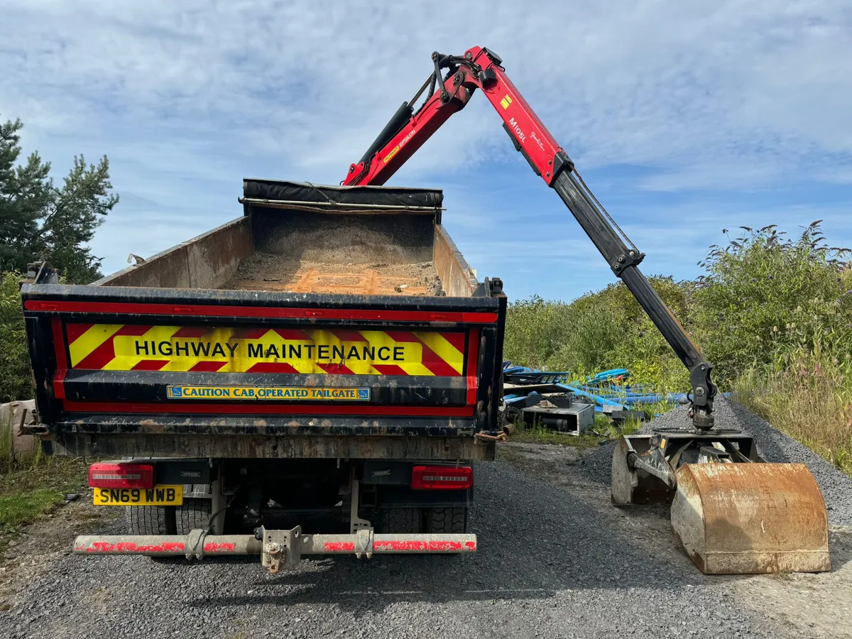 DAF LF Tipper Grab Drop Side Clam Shell - Image 4