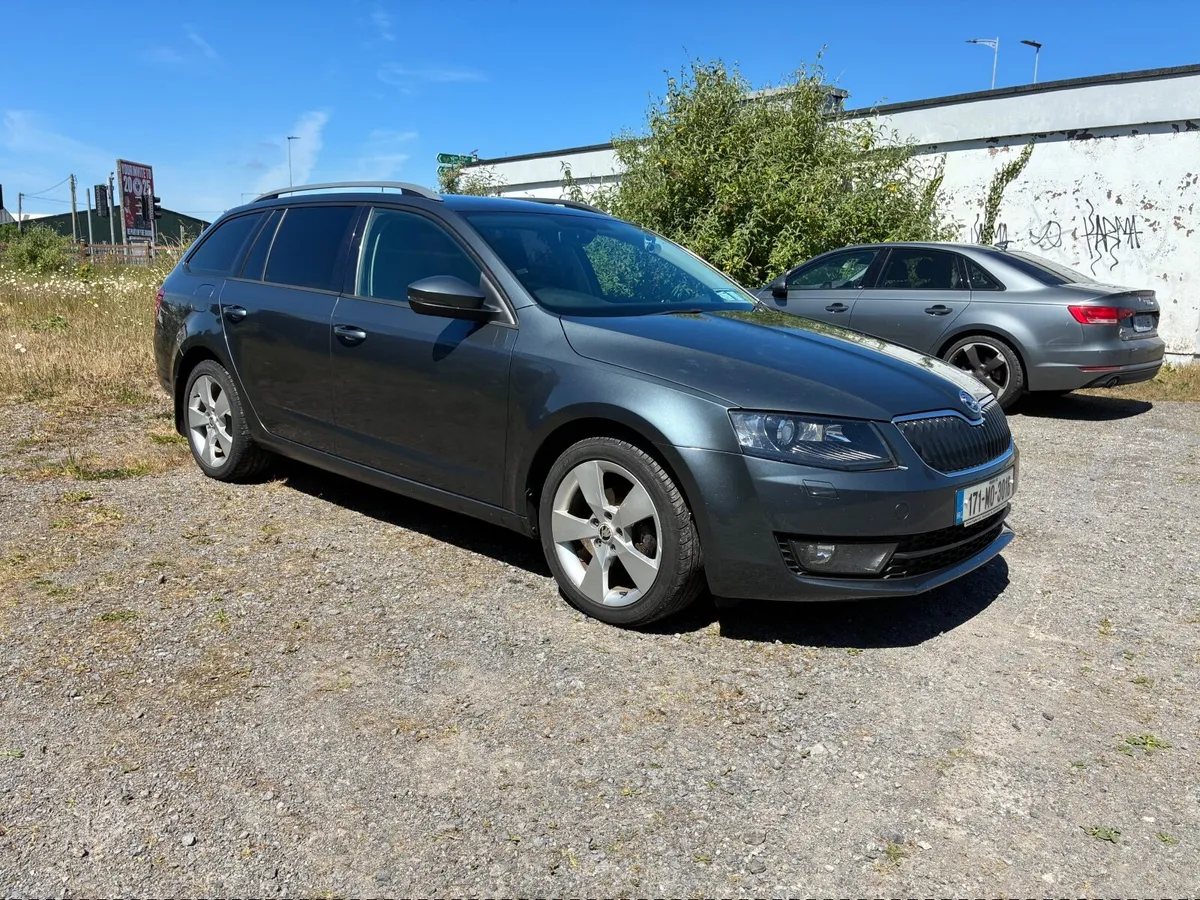 Skoda Octavia 2017 Automatic - Image 3