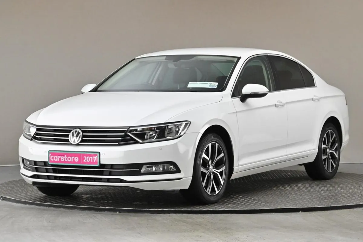 Volkswagen Passat 1.6 TDI 6spd 118BHP SE Business - Image 3