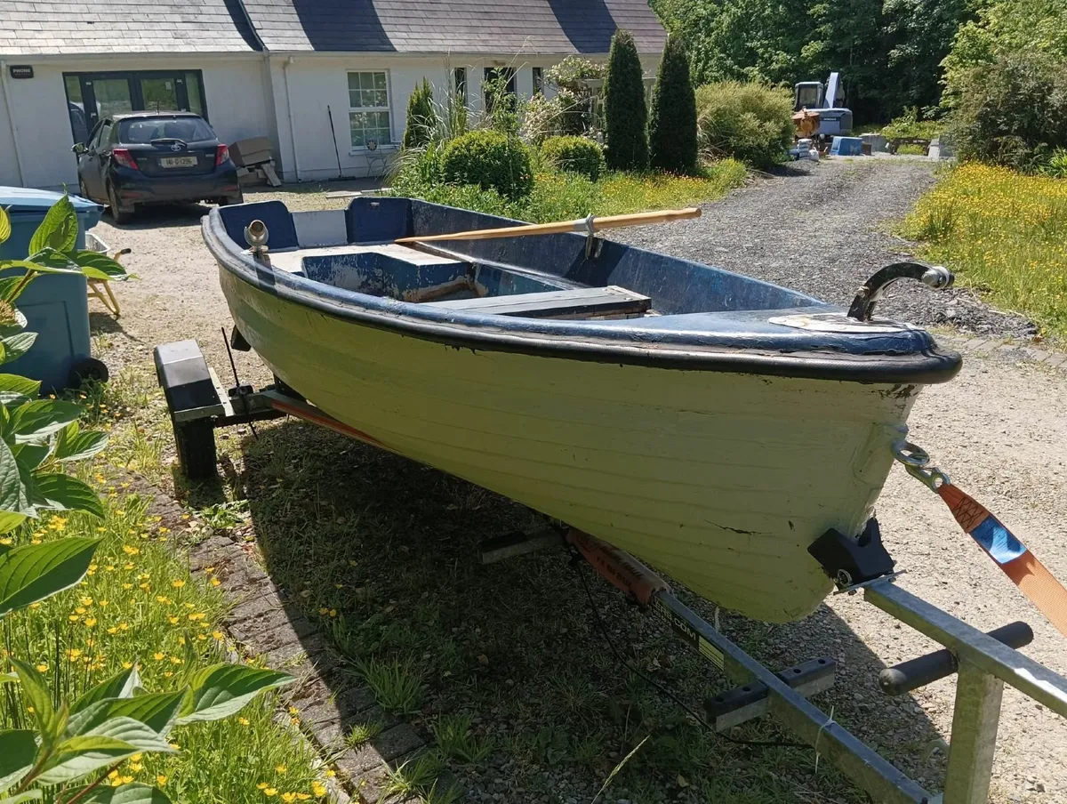 12ft Rowboat with trailer - Image 1