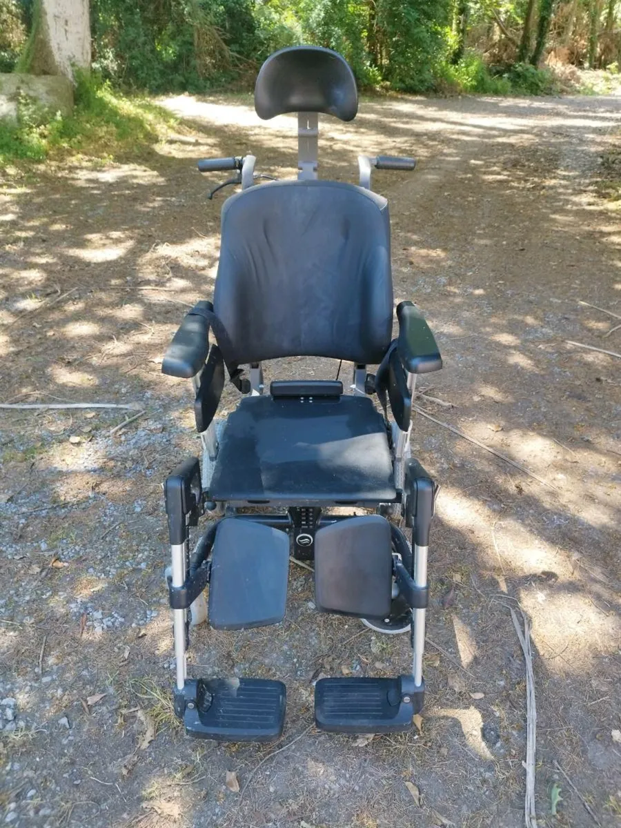 Wheelchair recliner Ibis Breezy barely used - Image 3