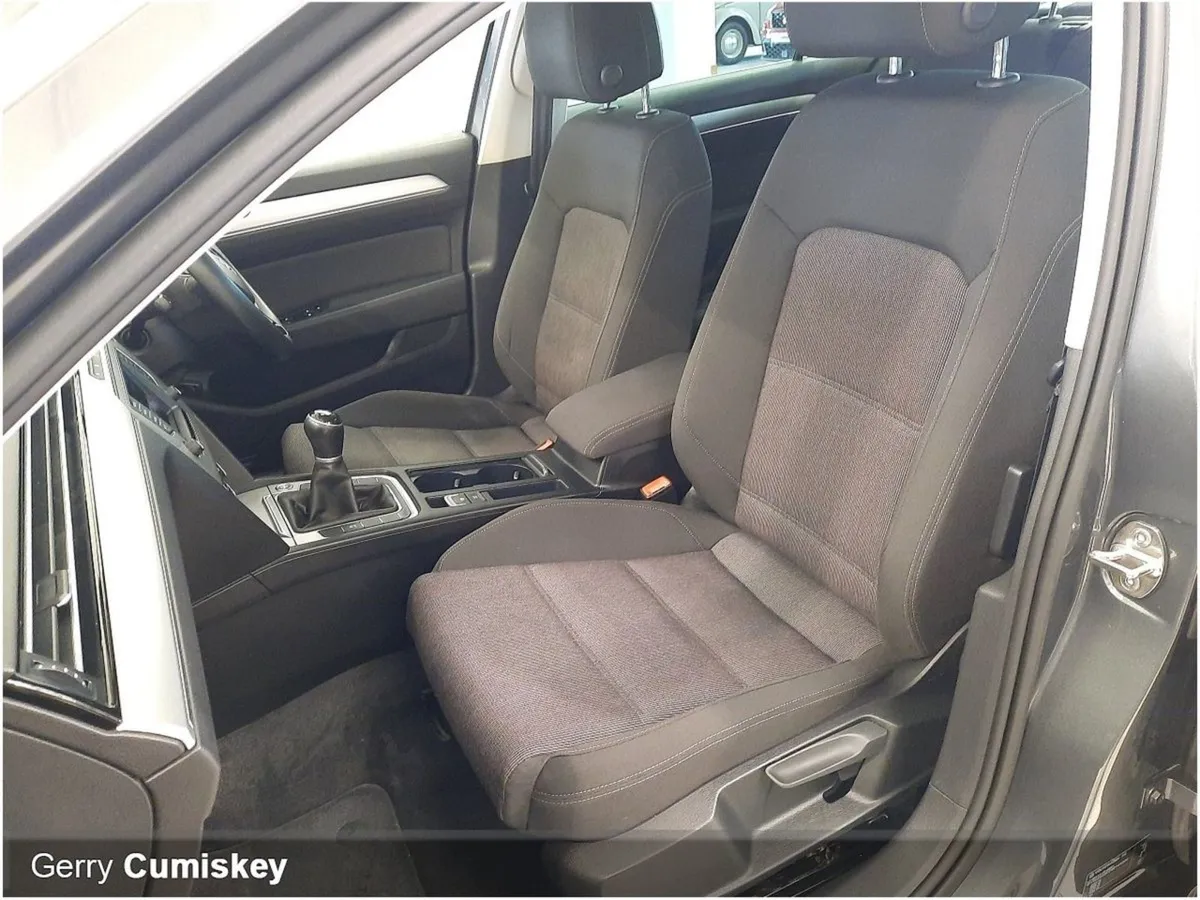 Volkswagen Passat 2.0 TDI 150HP Comfortline - Image 4