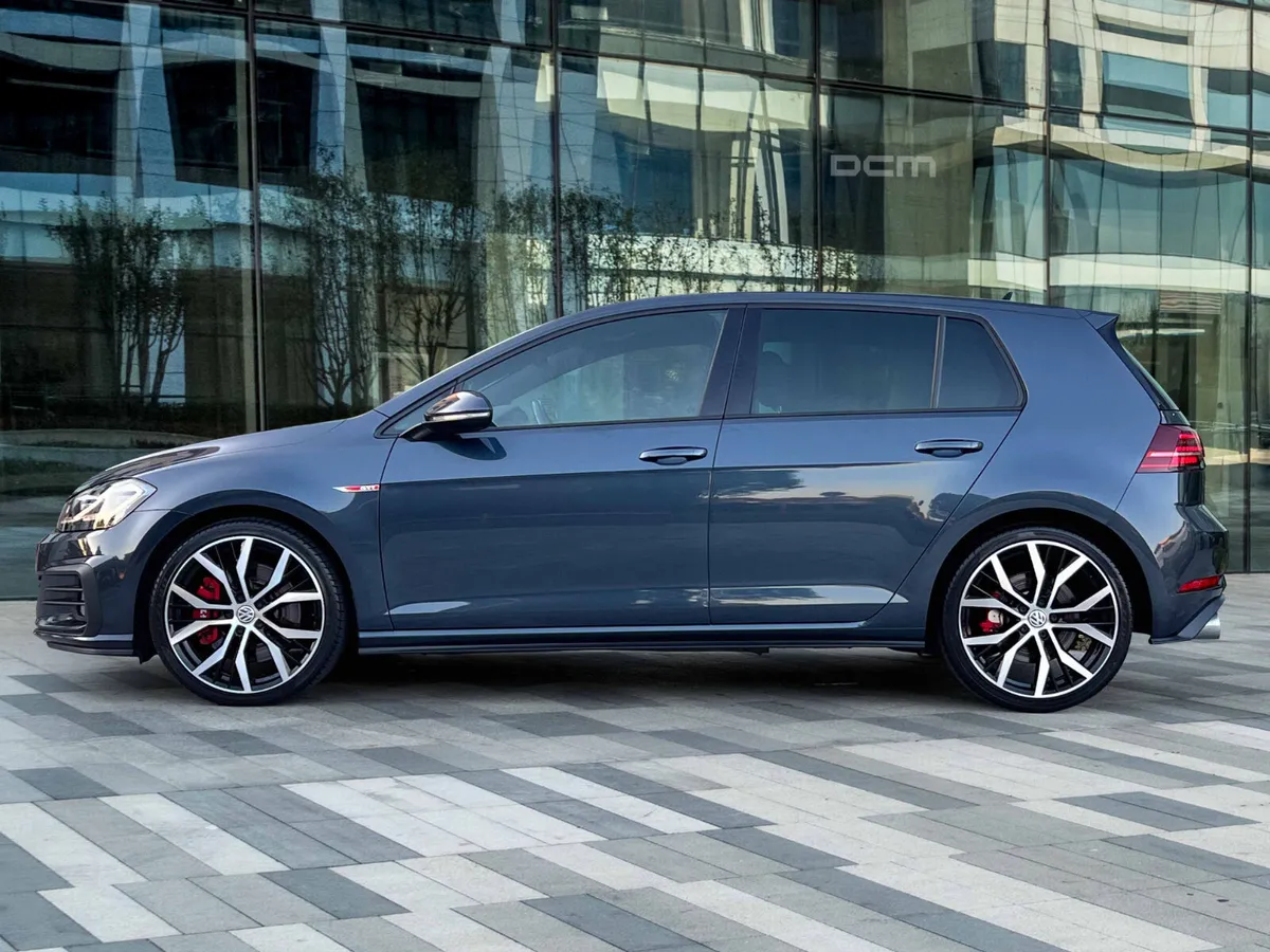 VW Golf 2.0 TSI GTI Performance - Image 4