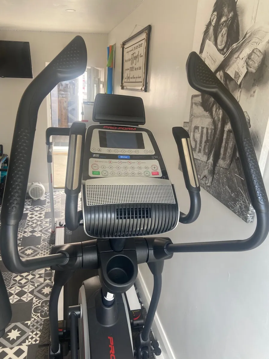 Gym equipment - Image 2