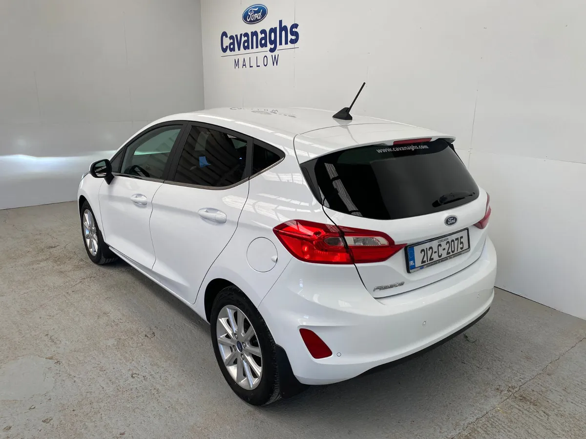 2021 FIESTA 1.0T TITANIUM 5DR 95PS - Image 3