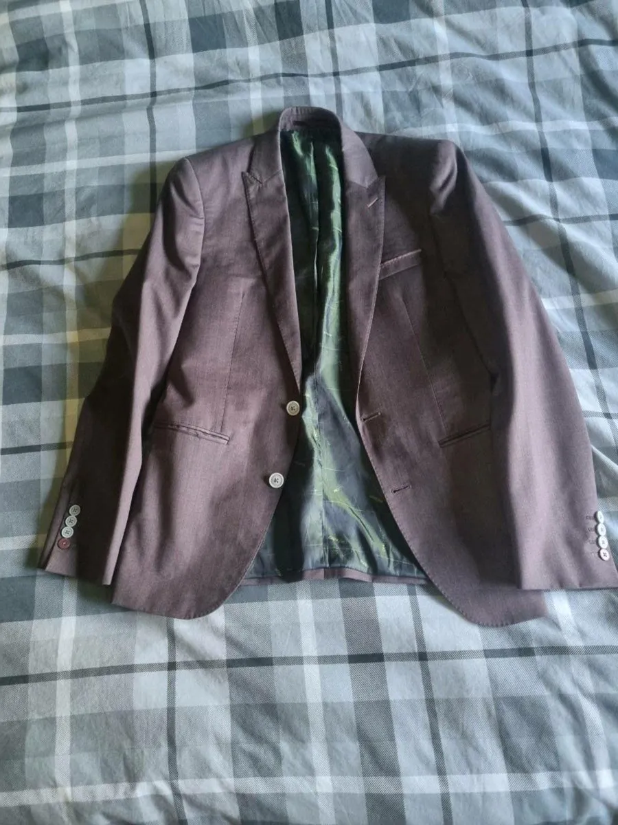 REMUS UOMO Burgundy Suit - Brand new condition - Image 1