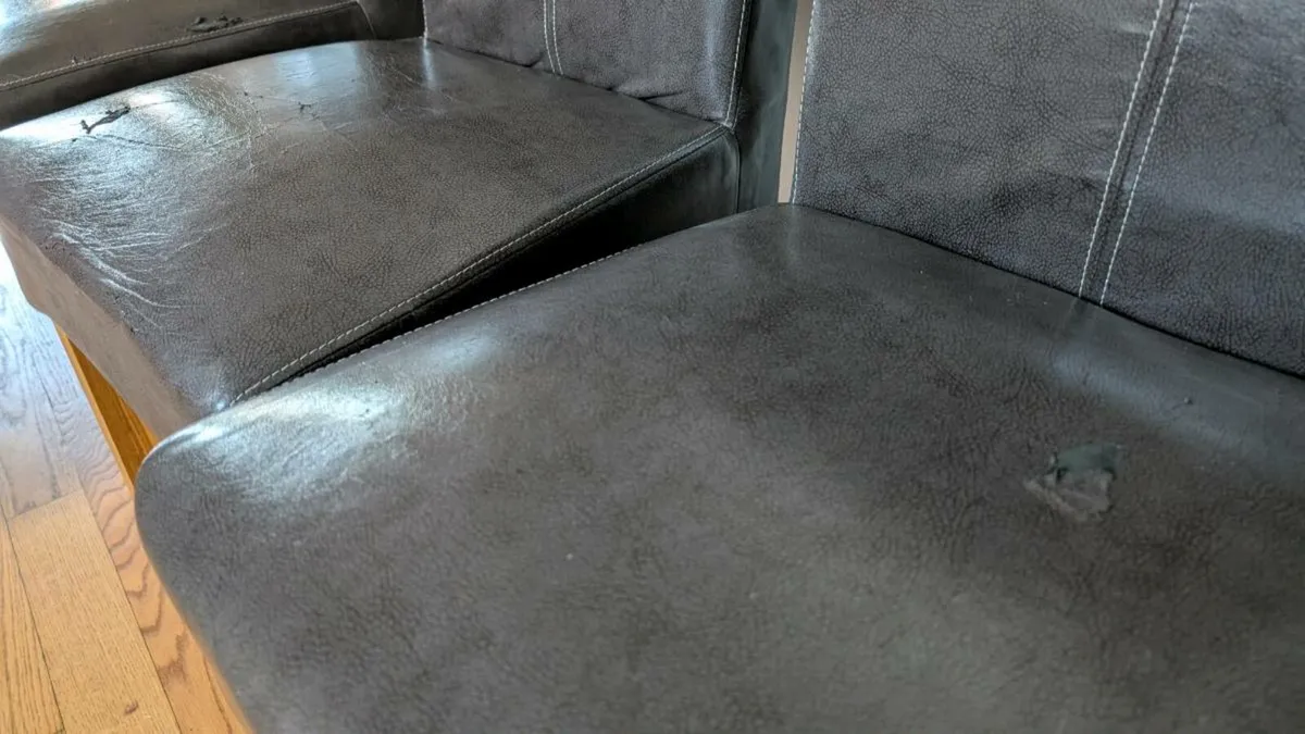 4 Kitchen Chairs - Image 3