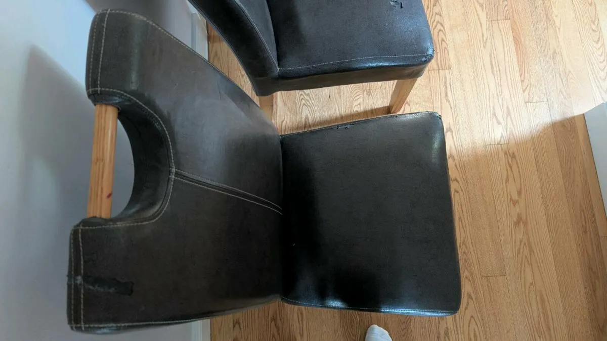 4 Kitchen Chairs - Image 4