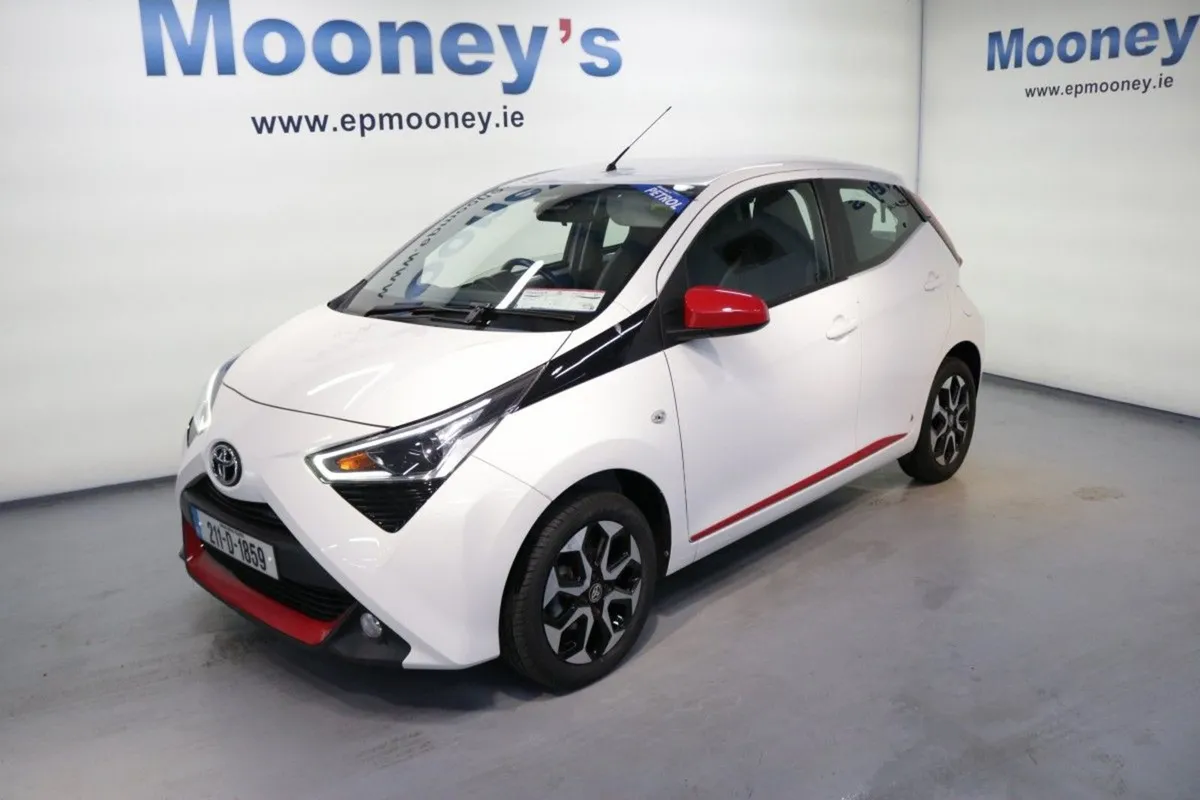 Toyota AYGO Vvti X Play 1.0l Petrol Hatchback - Image 1