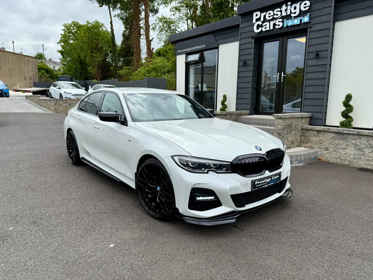 211 BMW 330E M SPORT AUTO HYBRID,M PERFORMANCE KIT - Image 4