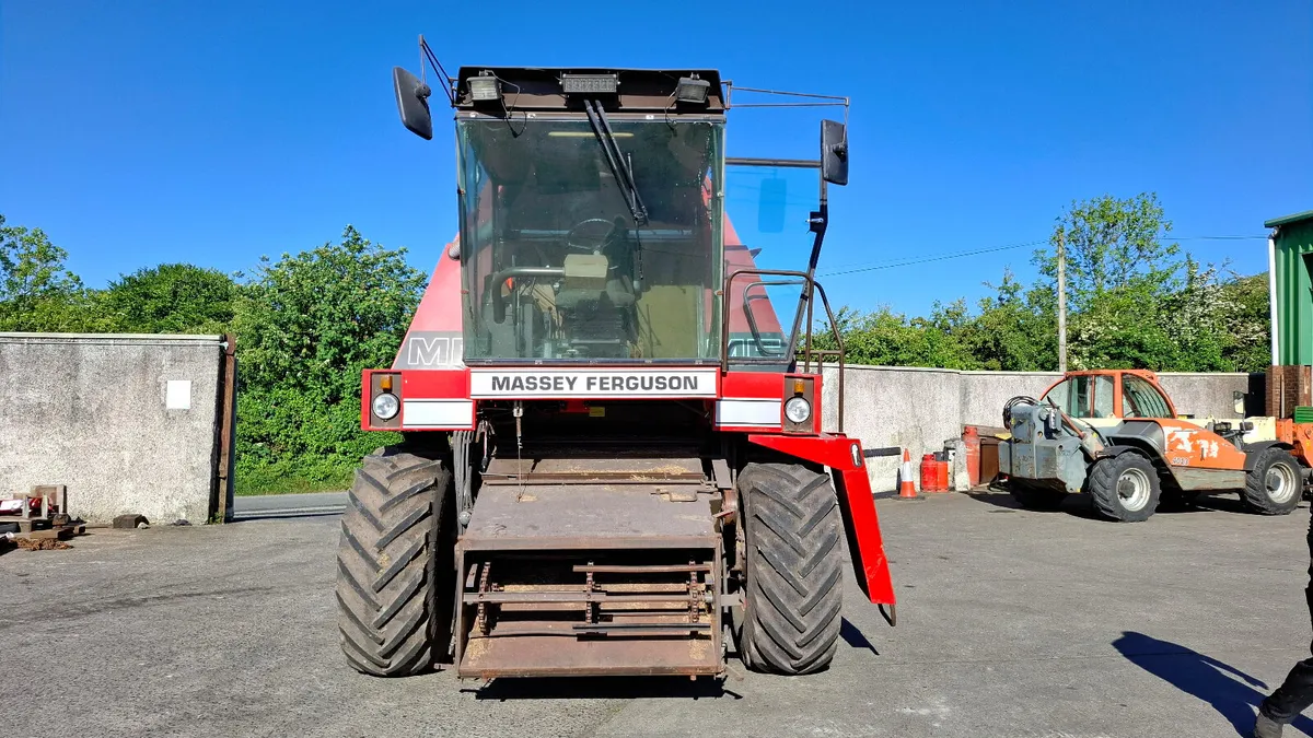 Massey Ferguson 29 Combine , Header 3.8 Meter , - Image 2