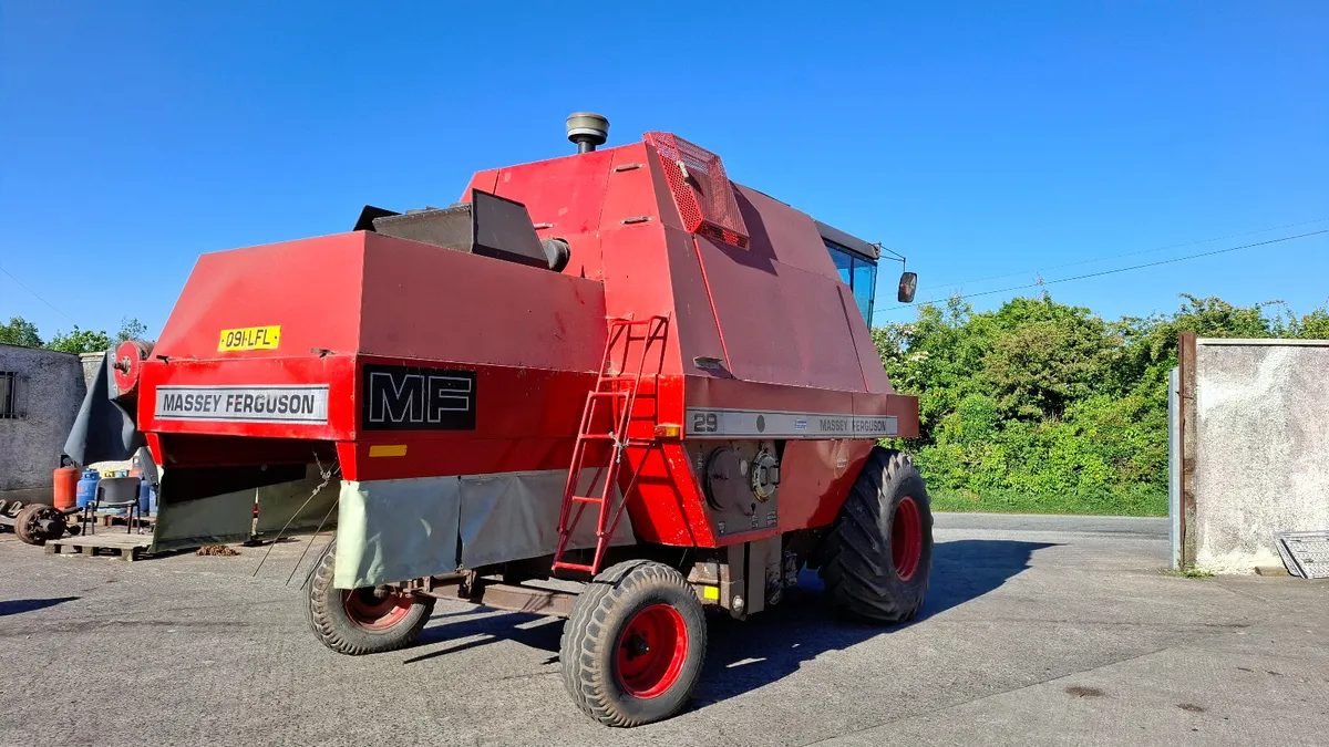 Massey Ferguson 29 Combine , Header 3.8 Meter , - Image 4