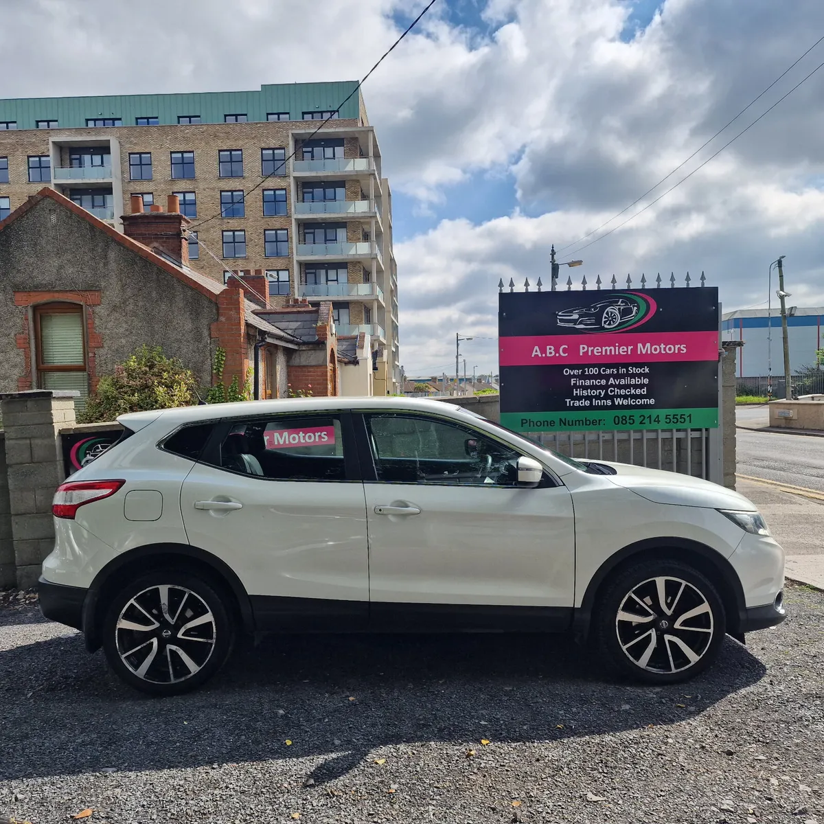 Nissan Qashqai 2015 Nct And Tax - Image 3