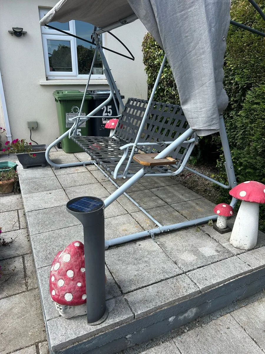Swing seat - Image 1