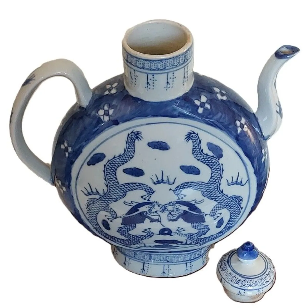 Qianlong Qing Dynasty Blue & White Porcelain Teapot - Image 4