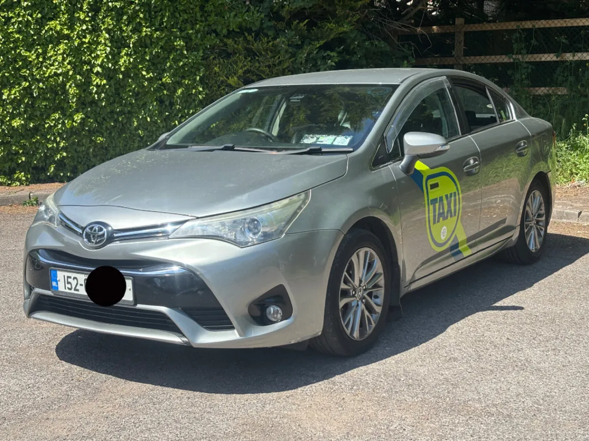 2015 TOYOTA AVENSIS 1.6D 140K LUNA NCT & TAXD - Image 3