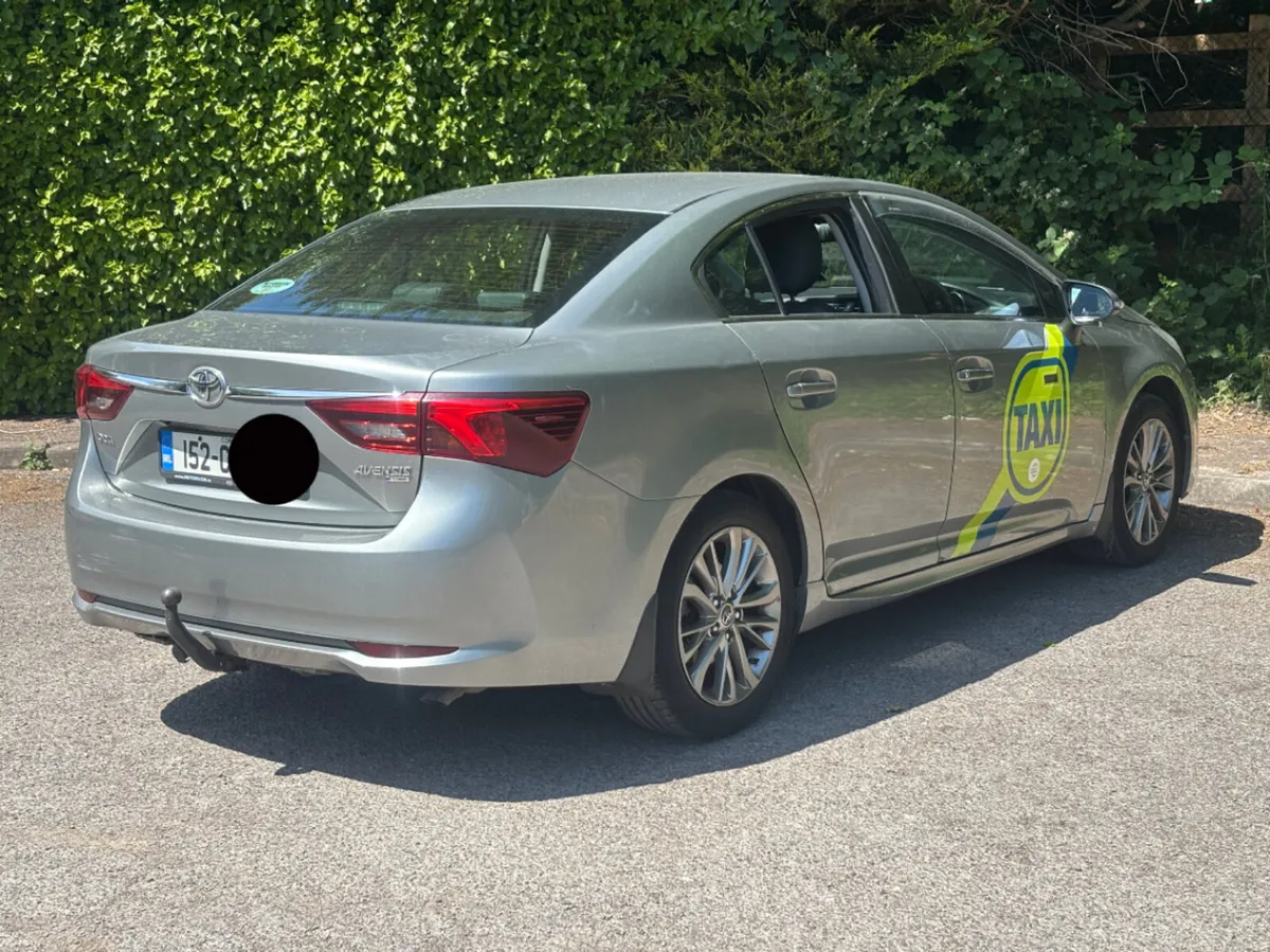 2015 TOYOTA AVENSIS 1.6D 140K LUNA NCT & TAXD - Image 4