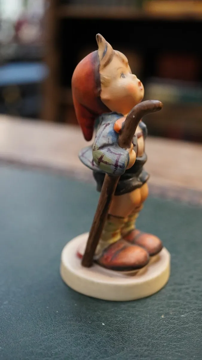 Goebel Hummel Figurine - Little Hiker - Image 2