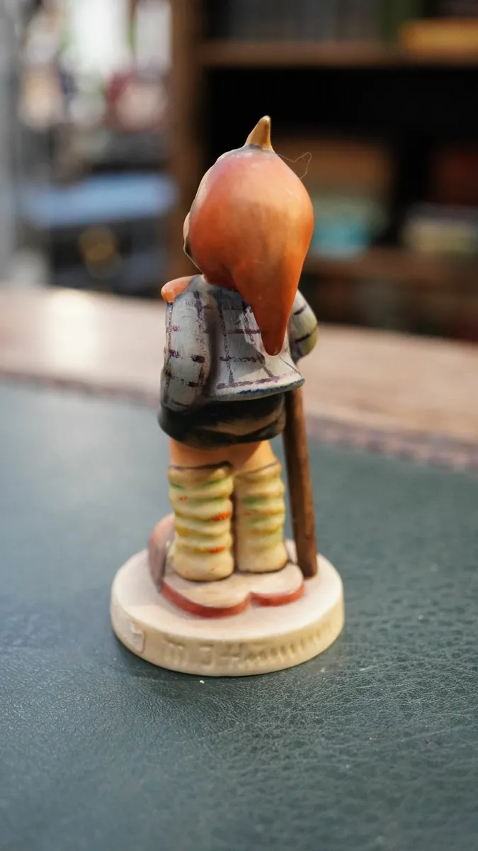 Goebel Hummel Figurine - Little Hiker - Image 3