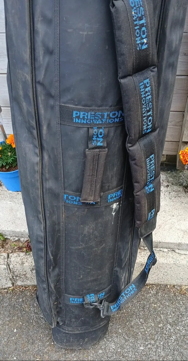 Fishing Rod Holdall - Image 2