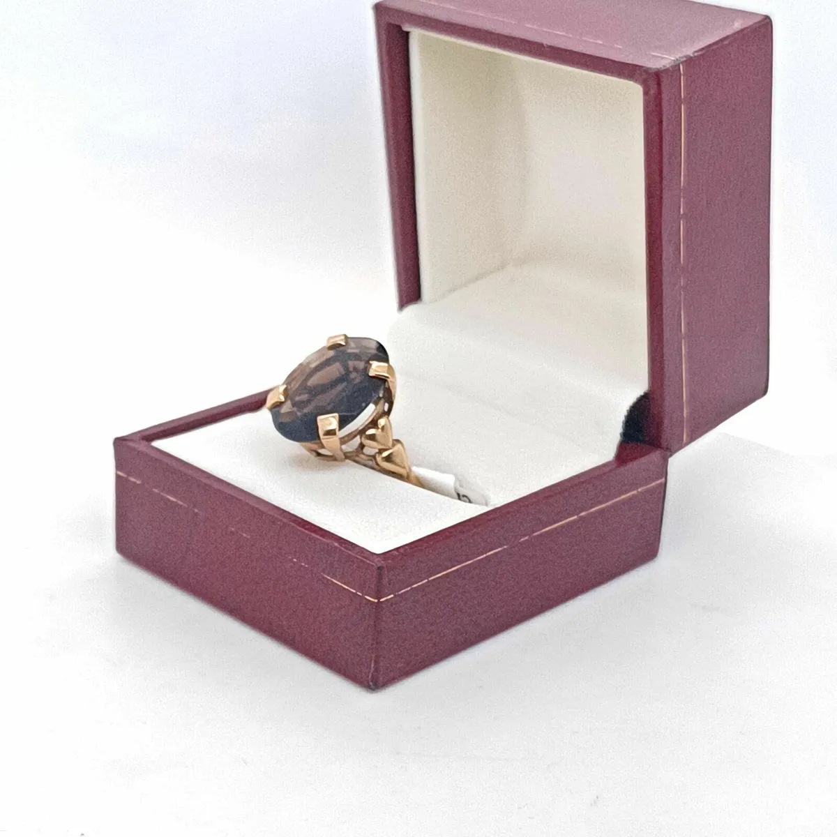 Vintage Smokey Quartz Ring , 9k Gold, Heart Detail - Image 4