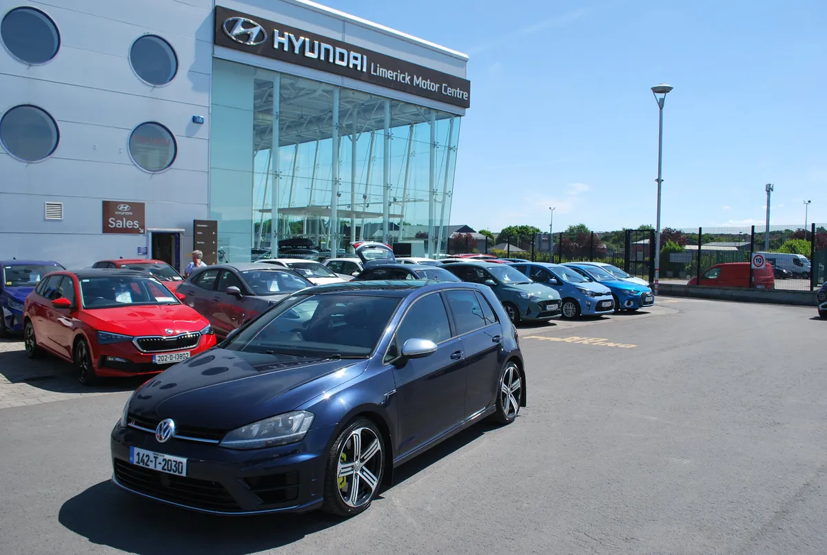 Volkswagen Golf 2014 - Image 1