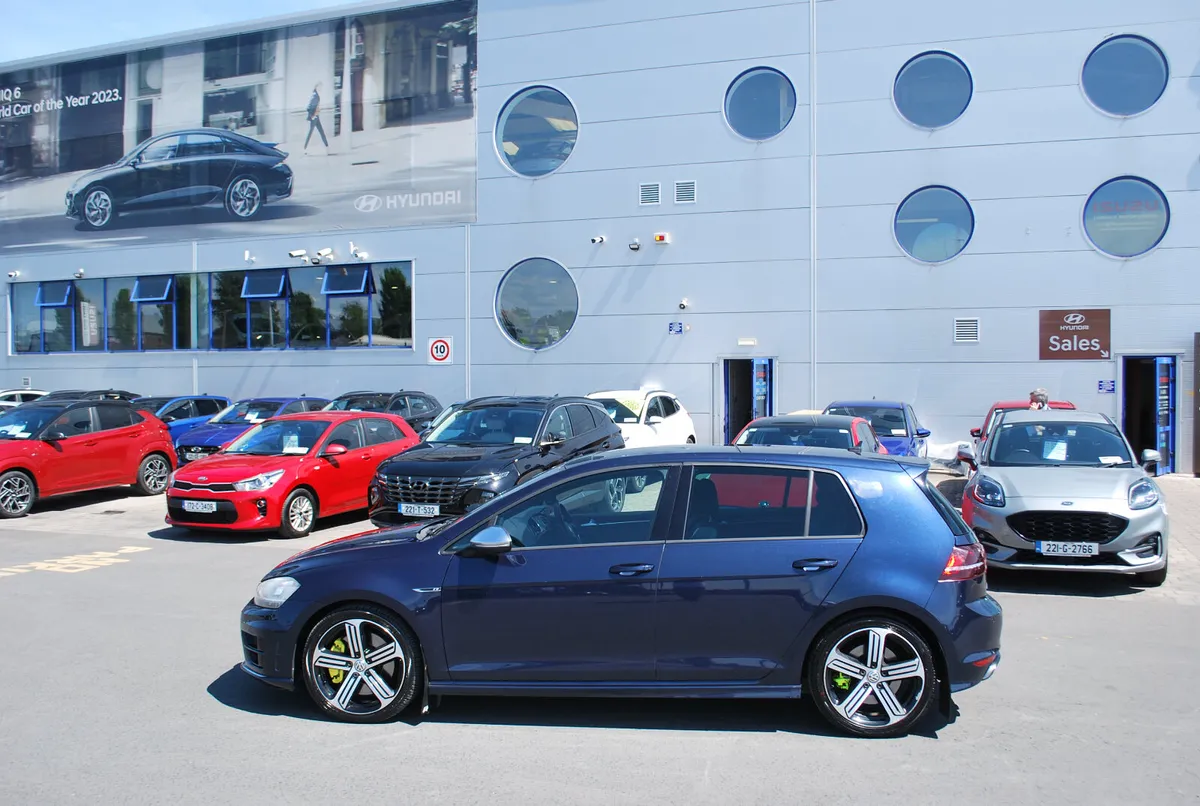 Volkswagen Golf 2014 - Image 2
