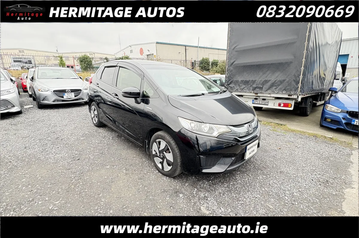 Honda Fit/Jzz 1.5 Hybrid 2016 - Image 3