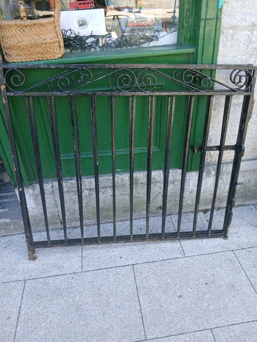 8ft iron gates - Image 3