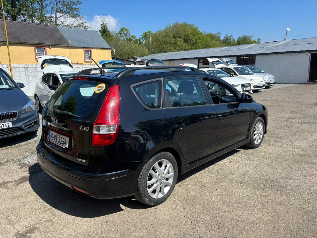 Clean Hyundai i30 Estate NCT Tax Warranty - Image 4