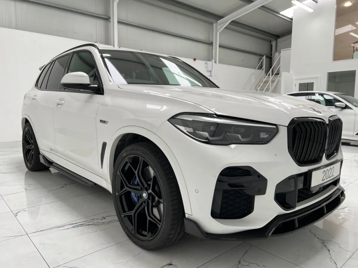 2022 BMW X5 M Sport Hybrid - Image 1