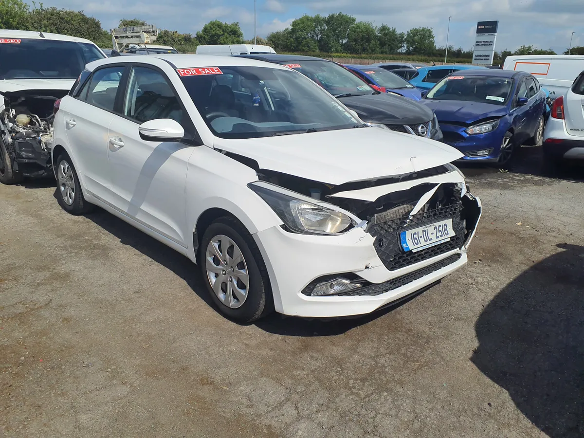 2016 hyundai I20 - Image 1