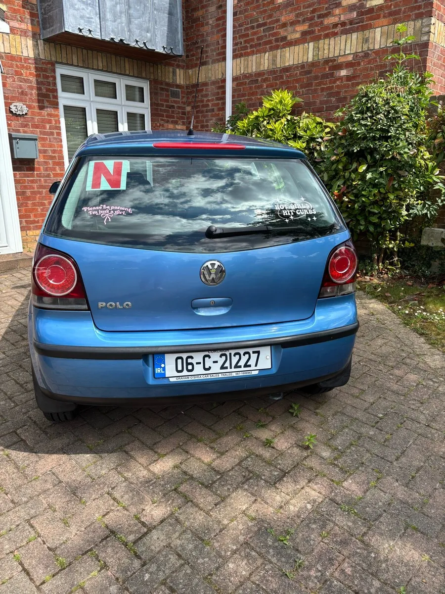 Volkswagen polo - Image 4