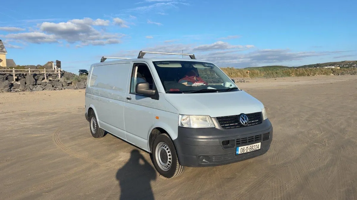 Volkswagen transporter (mint) - Image 1