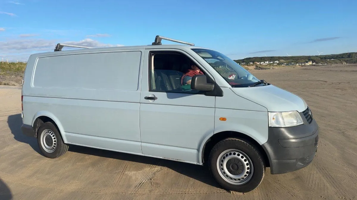 Volkswagen transporter (mint) - Image 2