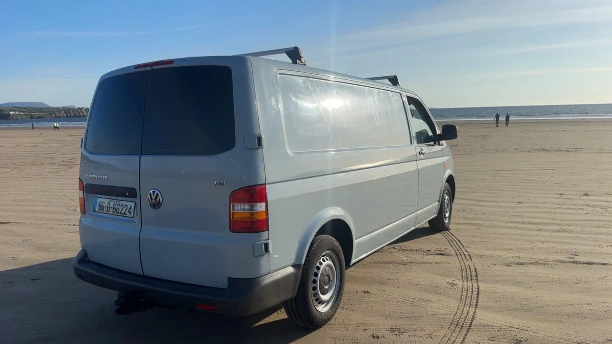 Volkswagen transporter (mint) - Image 3