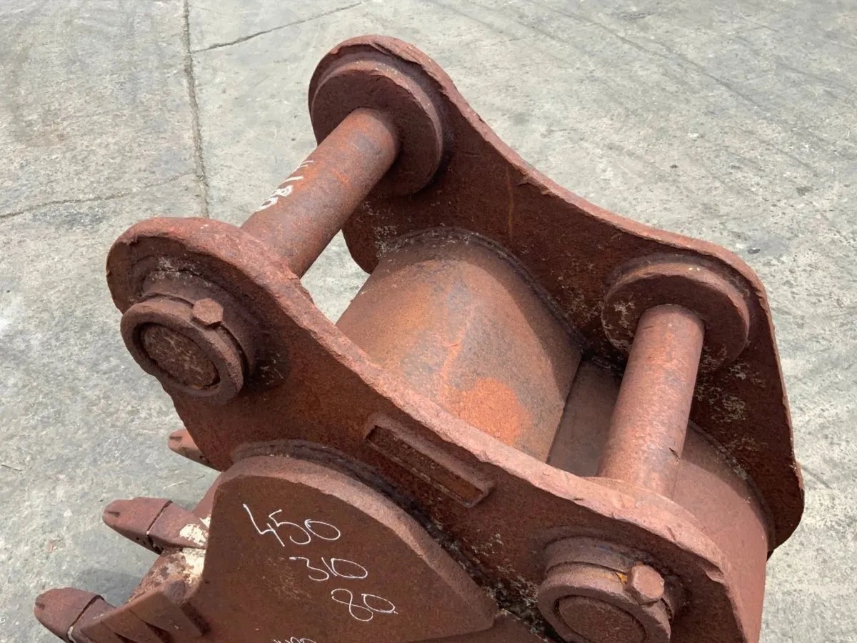 24"  STRICKLAND BUCKET.......80mm PINS......180. - Image 4