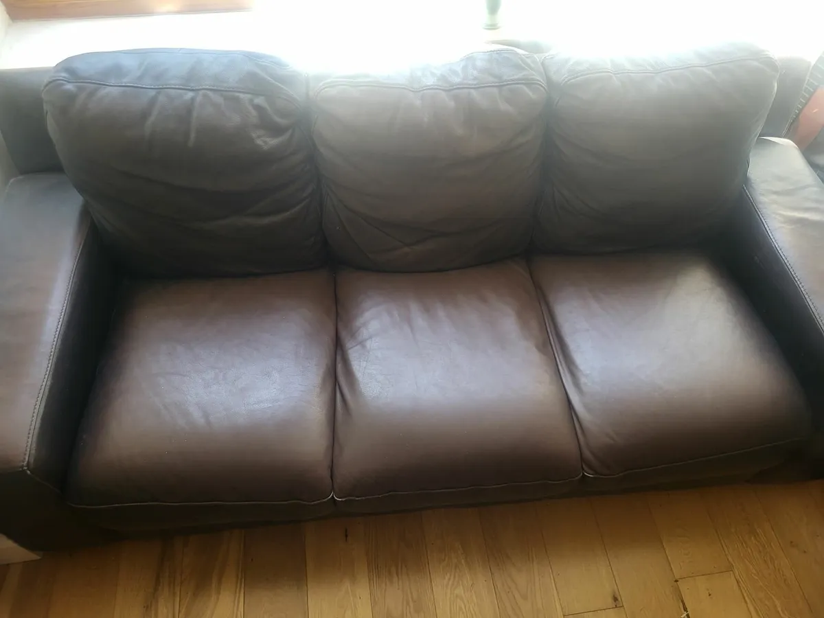 3 person Brown Leather sofa free to take away - Image 2