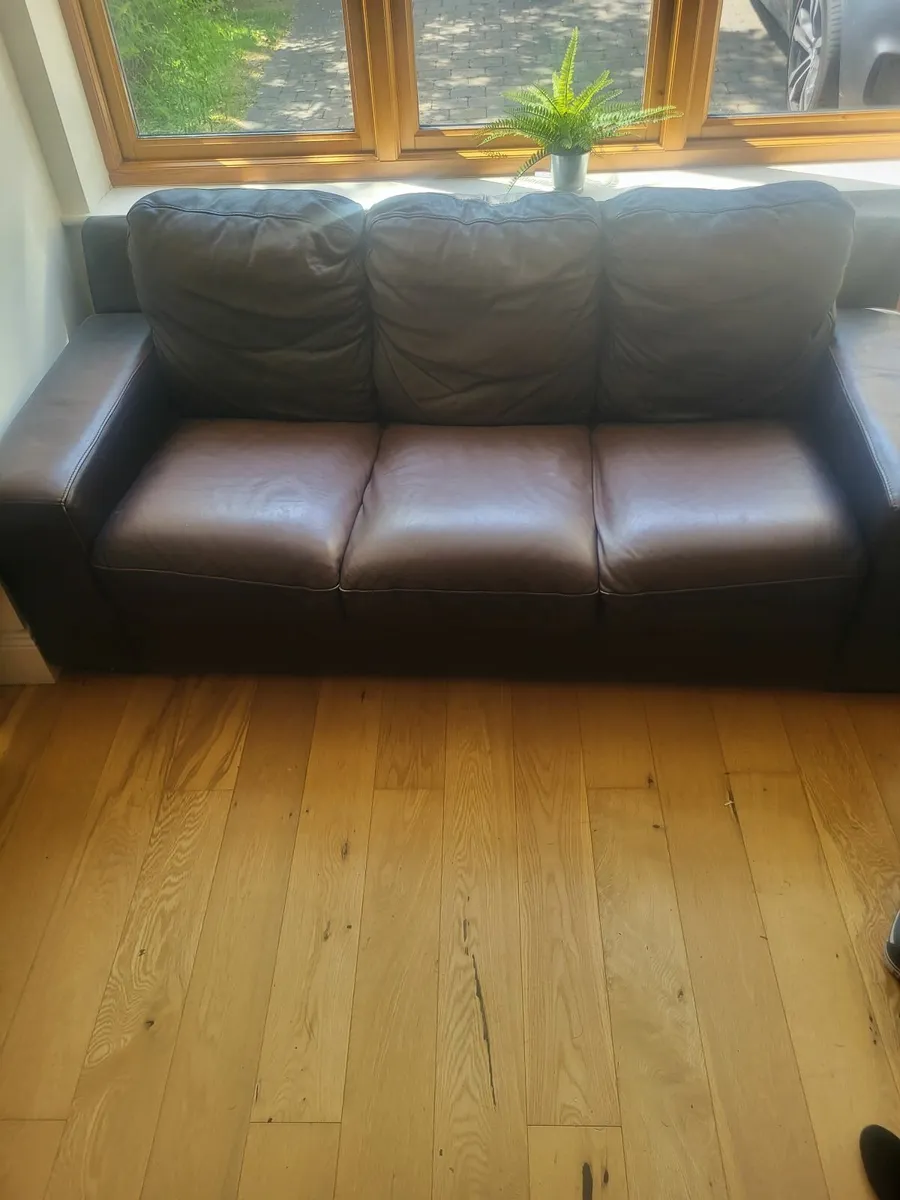 3 person Brown Leather sofa free to take away - Image 3