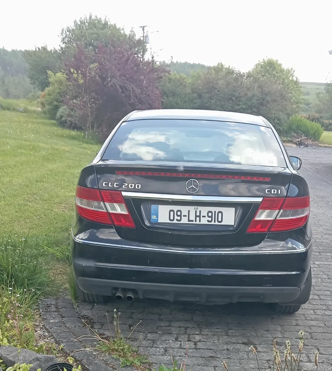 Mercedes-Benz C-Class 2009 - Image 3