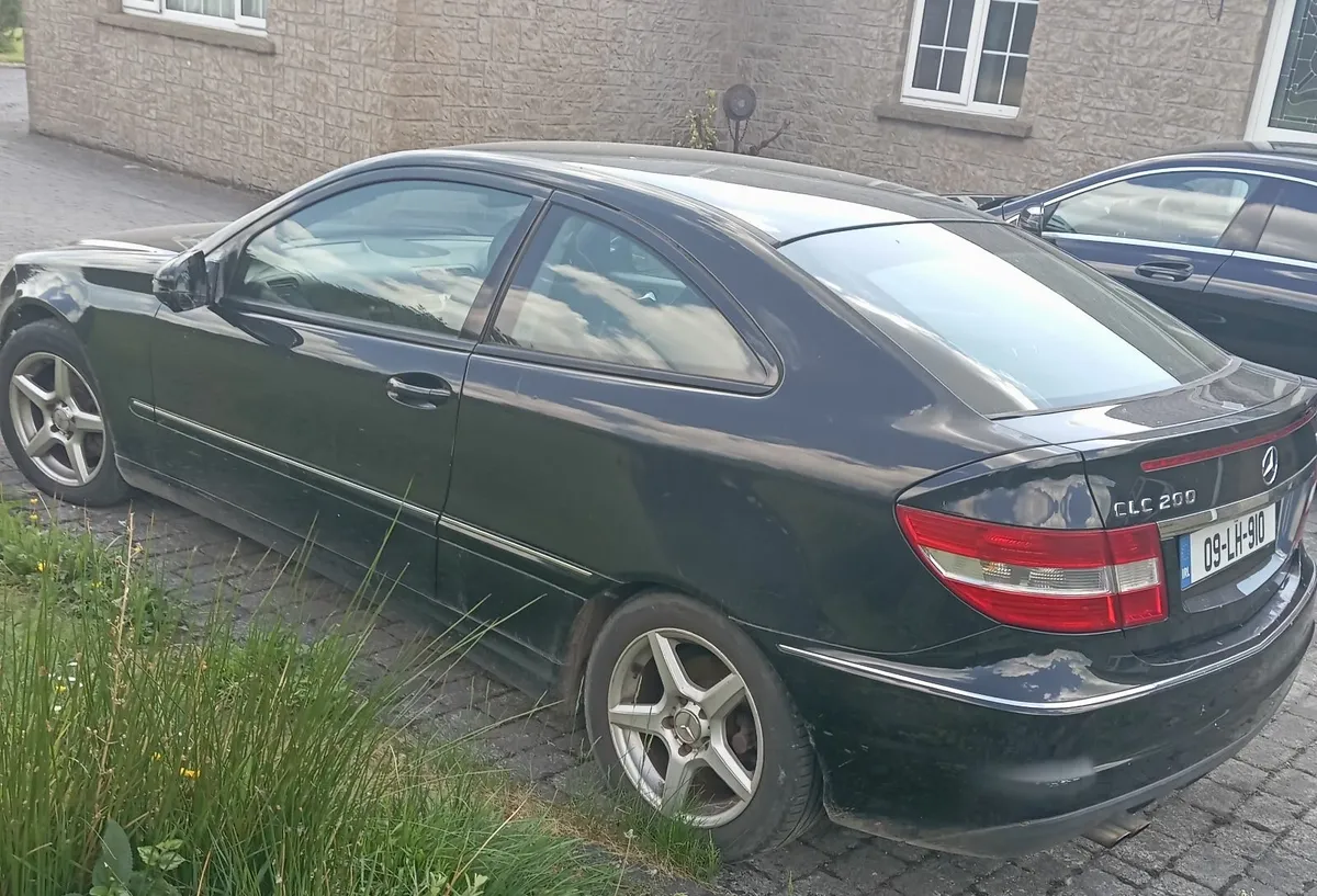 Mercedes-Benz C-Class 2009 - Image 4