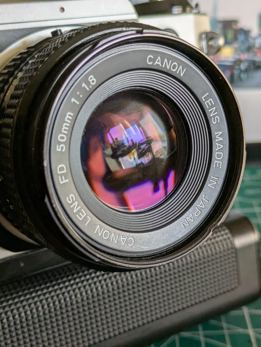 Canon AE-1 Program film SLR camera+ 50mm 1.7 - Image 3