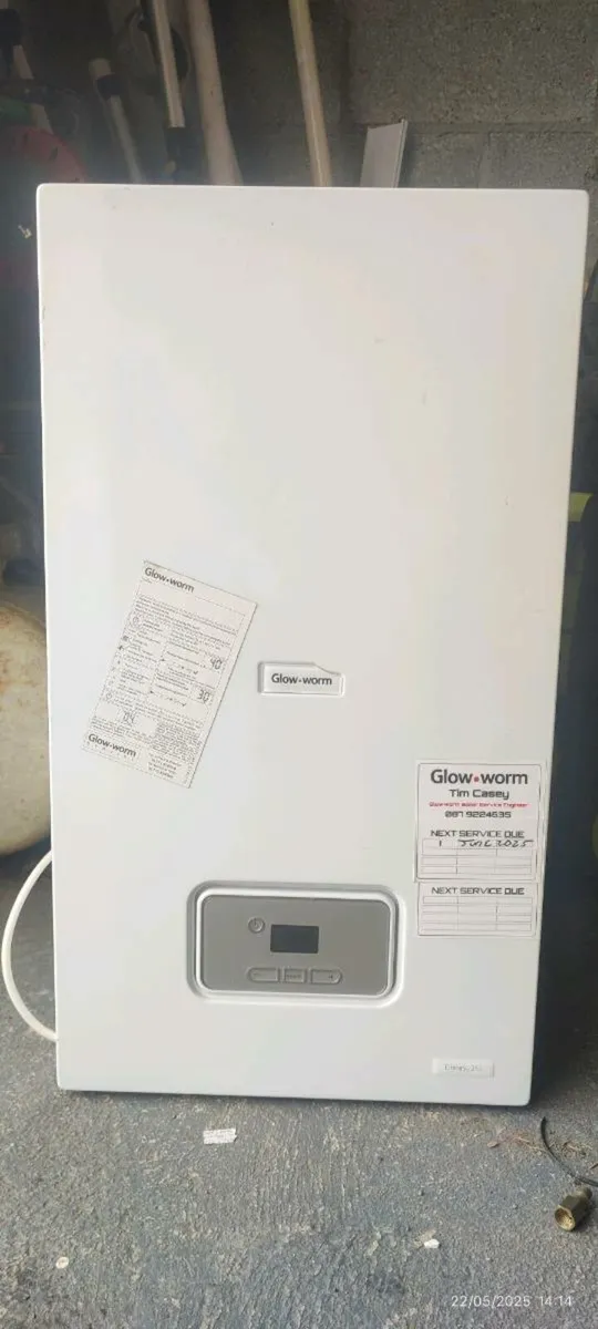 Glow worm gas boiler - Image 1